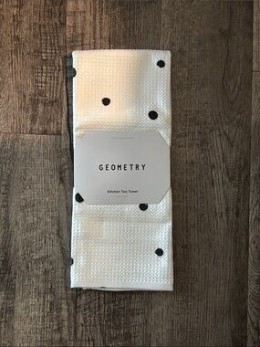 GEOMETRY Kitchen Tea Towel White with Black Dots